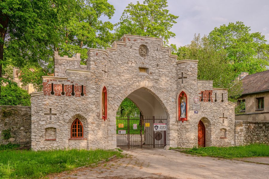 File:Młoszowa gm. Trzebinia zespół pałacowo parkowy A 928 M.jpg