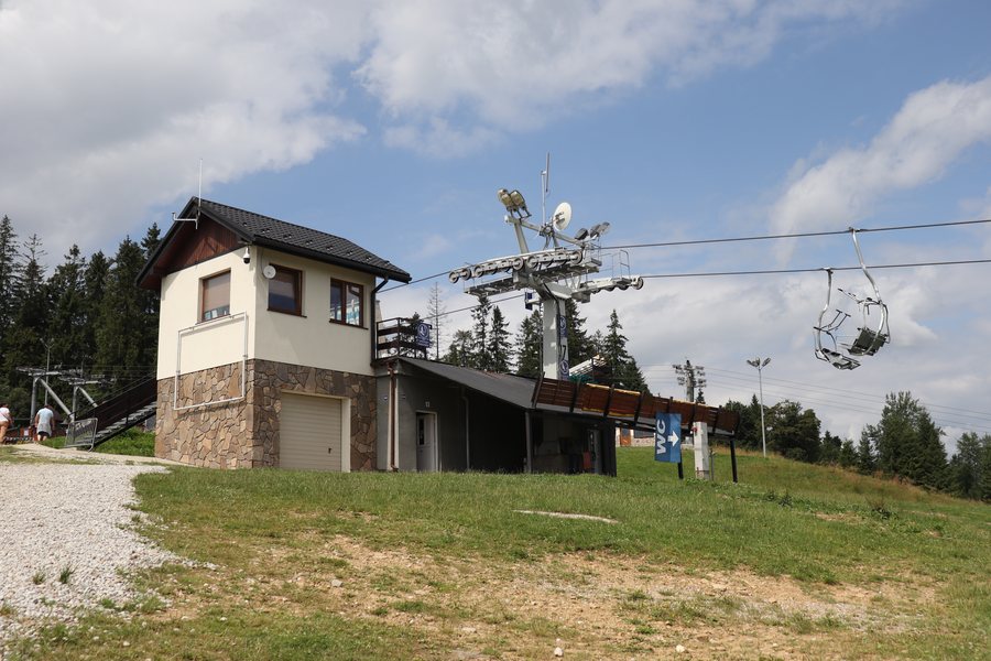 File:Bialka Tatrz stacja narciarska Kotelnica 1.jpg